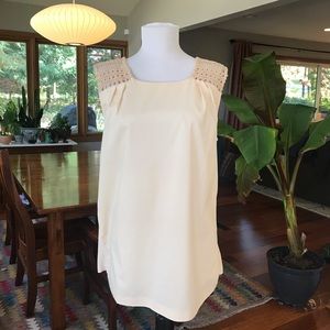 Women’s blush colored soft tank, size M